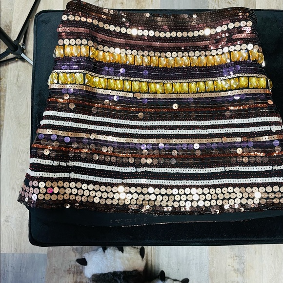 COPY - Selling a beautiful hand beaded BEBE skirt - Picture 3 of 5